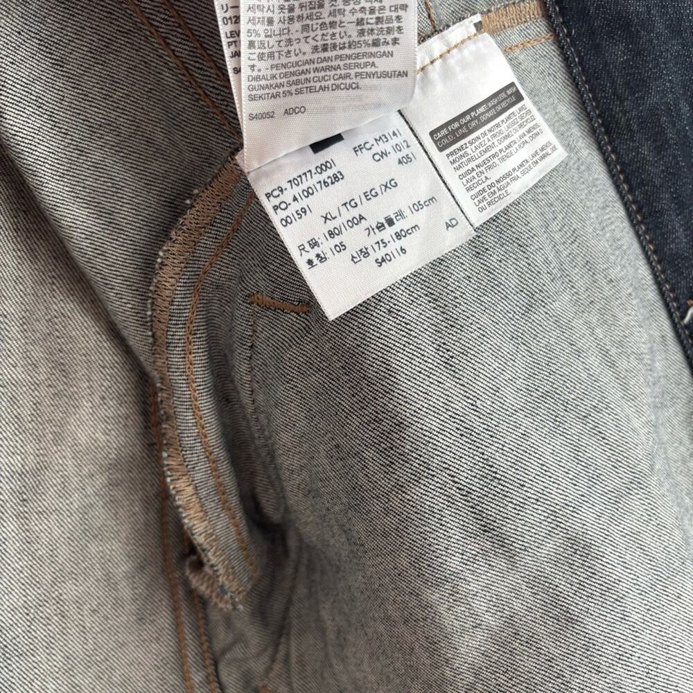 Levi's Dark Wash Denim Jean Jacket Men’s XL - Picture 4 of 11